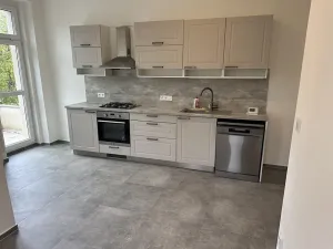 Pronájem bytu 3+1, Praha - Dejvice, Na Šťáhlavce, 115 m2