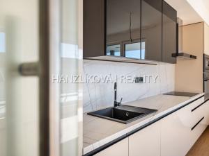 Pronájem bytu 3+kk, České Budějovice, Hálkova, 75 m2