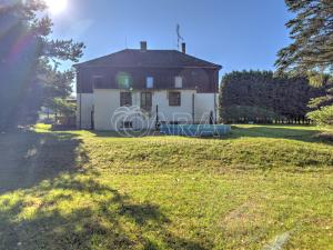 Prodej ubytování, Frymburk, 330 m2