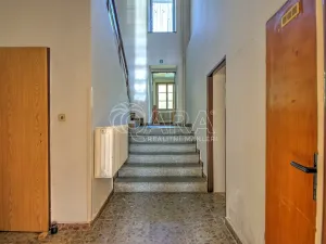 Prodej rodinného domu, Frymburk, 330 m2