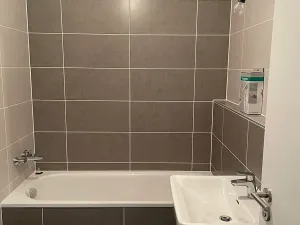 Pronájem bytu 2+kk, Praha - Vysočany, Pod Harfou, 55 m2