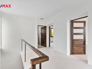 Prodej rodinného domu, Praha, Zderazská, 307 m2