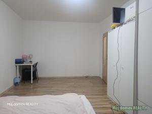 Pronájem bytu 3+1, Praha - Kamýk, Zárubova, 75 m2