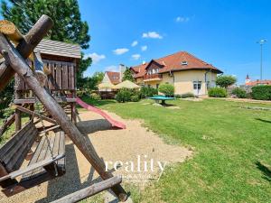 Prodej ubytování, Jevišovice, 1530 m2