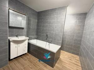 Pronájem bytu 3+1, Teplice, Jana Koziny, 71 m2