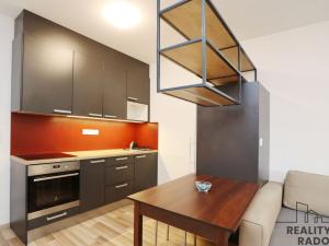 Pronájem bytu 1+kk, Praha - Strašnice, Zvěřinova, 38 m2