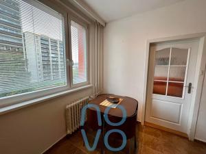 Pronájem bytu 3+1, Praha - Strašnice, Ke Strašnické, 80 m2
