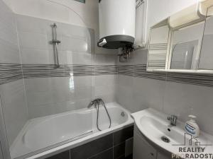 Pronájem bytu 2+1, Moravský Krumlov, Husova, 48 m2