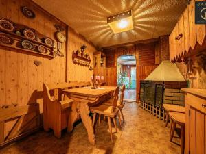 Prodej rodinného domu, Pchery - Humny, Kolmá, 80 m2