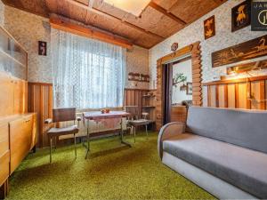 Prodej rodinného domu, Pchery - Humny, Kolmá, 80 m2