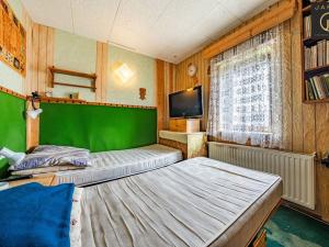 Prodej rodinného domu, Pchery - Humny, Kolmá, 80 m2