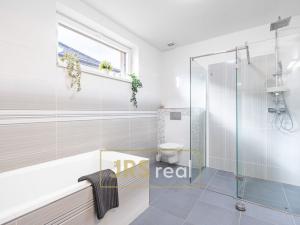 Pronájem rodinného domu, Hroznová Lhota, 140 m2