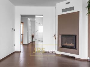 Pronájem rodinného domu, Hroznová Lhota, 140 m2