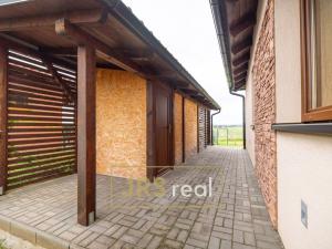 Pronájem rodinného domu, Hroznová Lhota, 140 m2