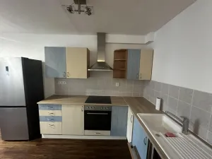 Pronájem bytu 3+1, Praha - Vršovice, V předpolí, 76 m2