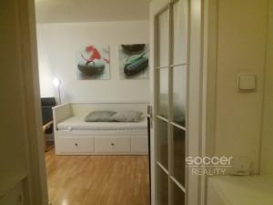 Pronájem bytu 1+kk, Praha - Krč, Milevská, 32 m2