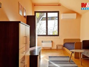Pronájem bytu 1+1, Karlovy Vary - Hůrky, K Letišti, 63 m2