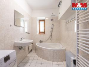 Prodej činžovního domu, Otrokovice - Kvítkovice, tř. Osvobození, 422 m2