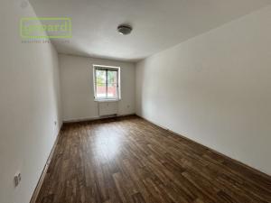Pronájem bytu 2+1, Sokolov, Křížová, 82 m2