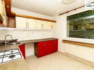 Prodej bytu 3+1, Cheb, Dvořákova, 74 m2