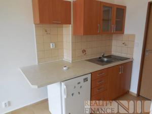 Pronájem bytu 1+kk, Plzeň, Kostelní, 27 m2