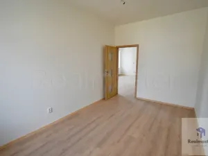 Pronájem bytu 1+1, Ústí nad Labem - Střekov, Národního odboje, 40 m2