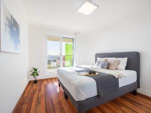 Prodej bytu 2+kk, Praha - Malešice, Počernická, 70 m2