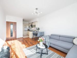 Prodej bytu 2+kk, Praha - Malešice, Počernická, 70 m2