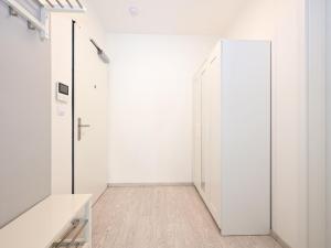 Pronájem bytu 1+kk, Praha - Karlín, Křižíkova, 35 m2
