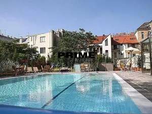 Pronájem bytu 1+kk, Praha - Vinohrady, Italská, 48 m2