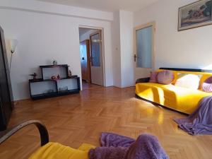 Prodej rodinného domu, Střílky, Hradská, 228 m2