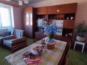 Prodej rodinného domu, Střílky, Hradská, 228 m2