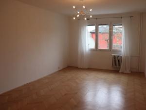 Pronájem bytu 2+1, Plzeň, Na Dlouhých, 57 m2