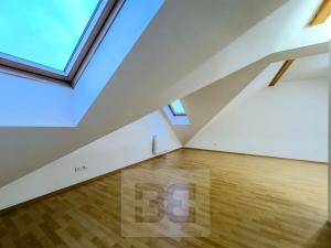 Pronájem bytu 2+kk, Praha - Hostavice, Jakubovská, 51 m2