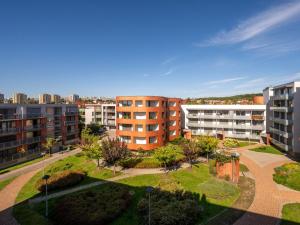 Pronájem bytu 2+kk, Praha - Kobylisy, Čumpelíkova, 67 m2