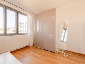 Pronájem bytu 2+kk, Praha - Kobylisy, Čumpelíkova, 67 m2