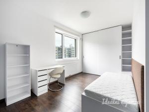 Pronájem bytu 3+kk, Praha - Modřany, Fikerova, 87 m2