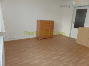 Pronájem bytu 2+1, Opava, Přerovecká, 67 m2