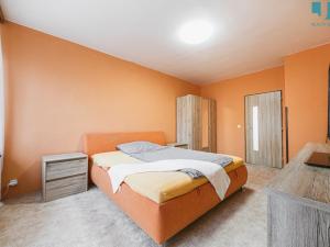 Prodej rodinného domu, Šlapanice, Jiráskova, 200 m2