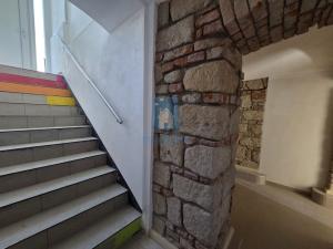 Pronájem obchodního prostoru, Plzeň, Černická, 22 m2