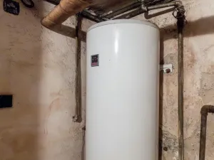 Prodej rodinného domu, Pchery - Humny, Husova, 180 m2