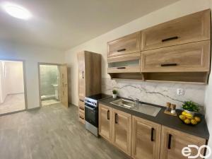 Pronájem bytu 2+kk, Bělá pod Bezdězem, Masarykovo náměstí, 47 m2