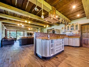 Prodej rodinného domu, Vrchlabí - Hořejší Vrchlabí, 429 m2