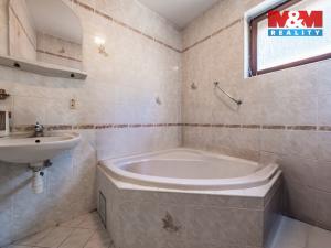 Prodej rodinného domu, Ořech, Karlštejnská, 280 m2