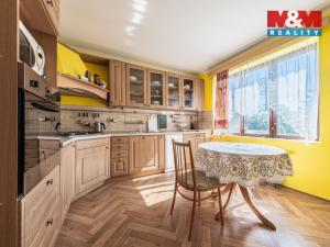 Prodej rodinného domu, Ořech, Karlštejnská, 280 m2