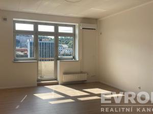 Prodej bytu 2+kk, Praha - Libeň, Českomoravská, 60 m2