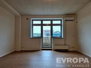 Prodej bytu 2+kk, Praha - Libeň, Českomoravská, 60 m2