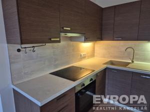 Prodej bytu 2+kk, Praha - Libeň, Českomoravská, 60 m2