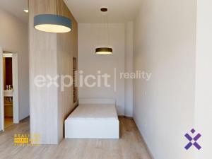 Pronájem bytu 1+kk, Zlín, Lorencova, 42 m2