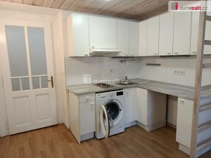 Pronájem bytu 1+kk, Praha - Vršovice, Na spojce, 24 m2